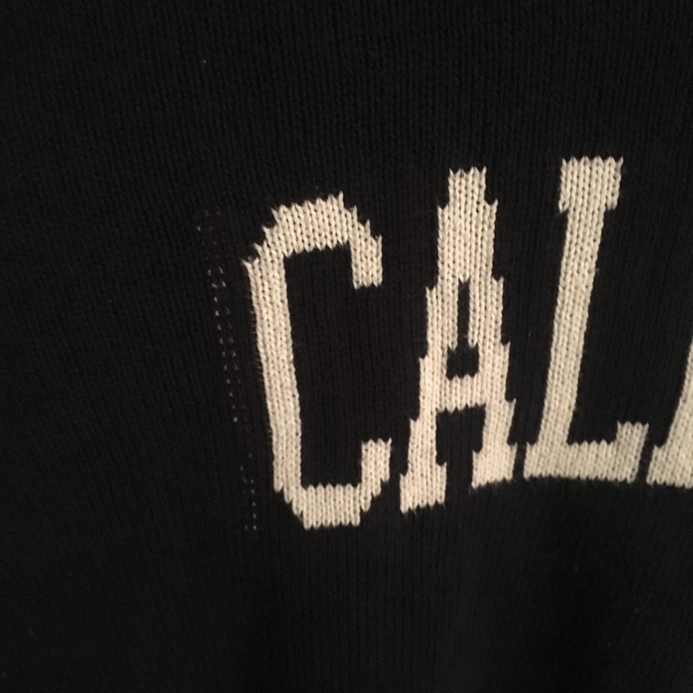 Brandy Melville Sweater - Picture 2 of 3